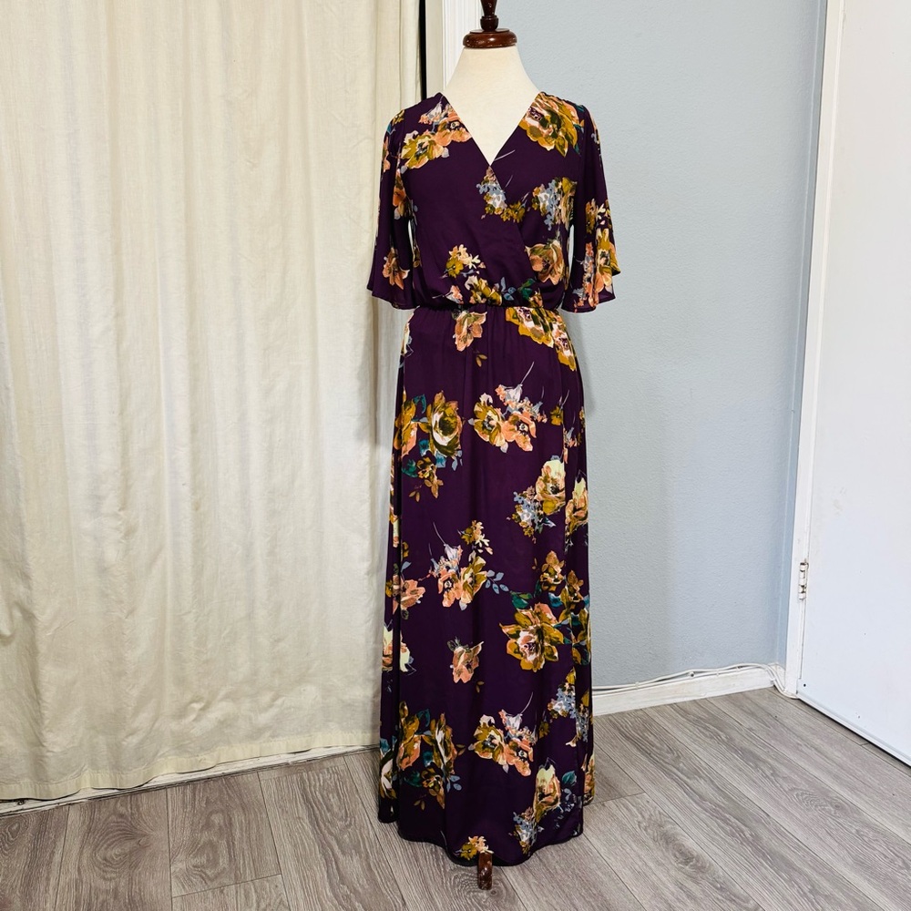 Everly Women Purple Floral V-Neck Side Slit Maxi Dress Size S